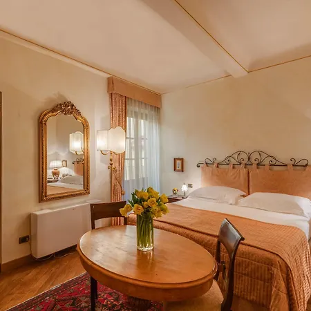 Residenza D'Epoca In Piazza Della Signoria Bed & Breakfast Florence Exterior photo