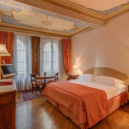 Residenza D'Epoca In Piazza Della Signoria Bed & Breakfast Florence Exterior photo
