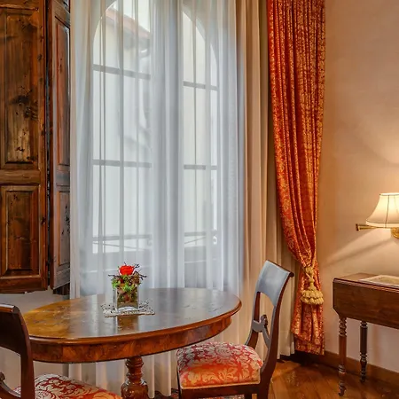 Residenza D'Epoca In Piazza Della Signoria Bed & Breakfast Florence Exterior photo
