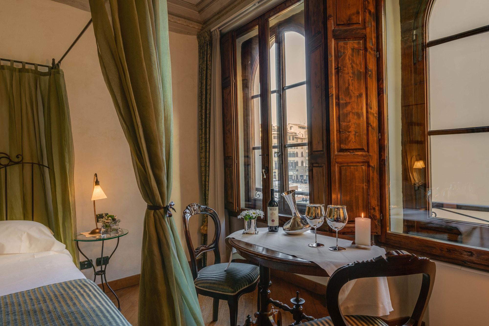 Residenza D'epoca In Piazza Della Signoria Frühstückspension Florenz