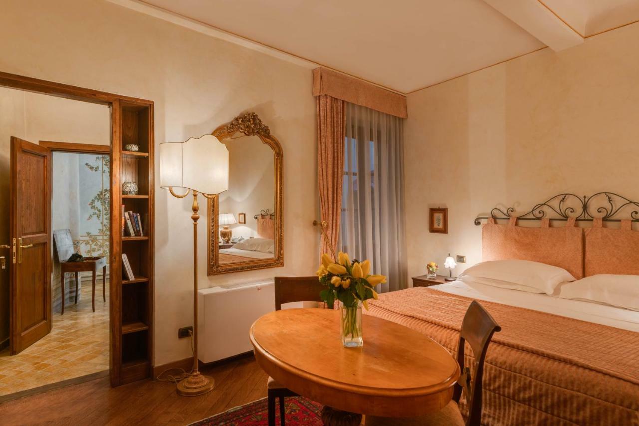 Residenza D'epoca In Piazza Della Signoria 2* Florenz