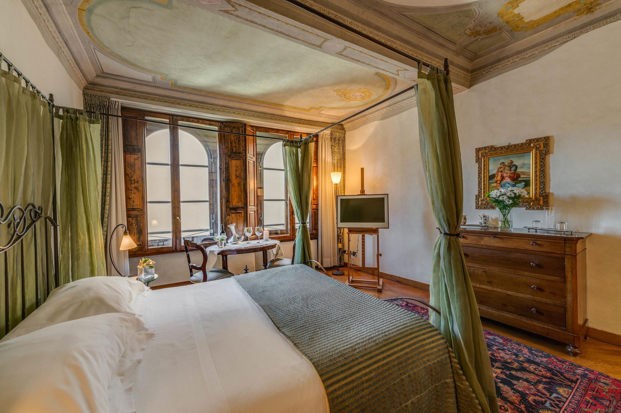 Residenza D'epoca In Piazza Della Signoria Alojamento de Acomodação e Pequeno-almoço 2*