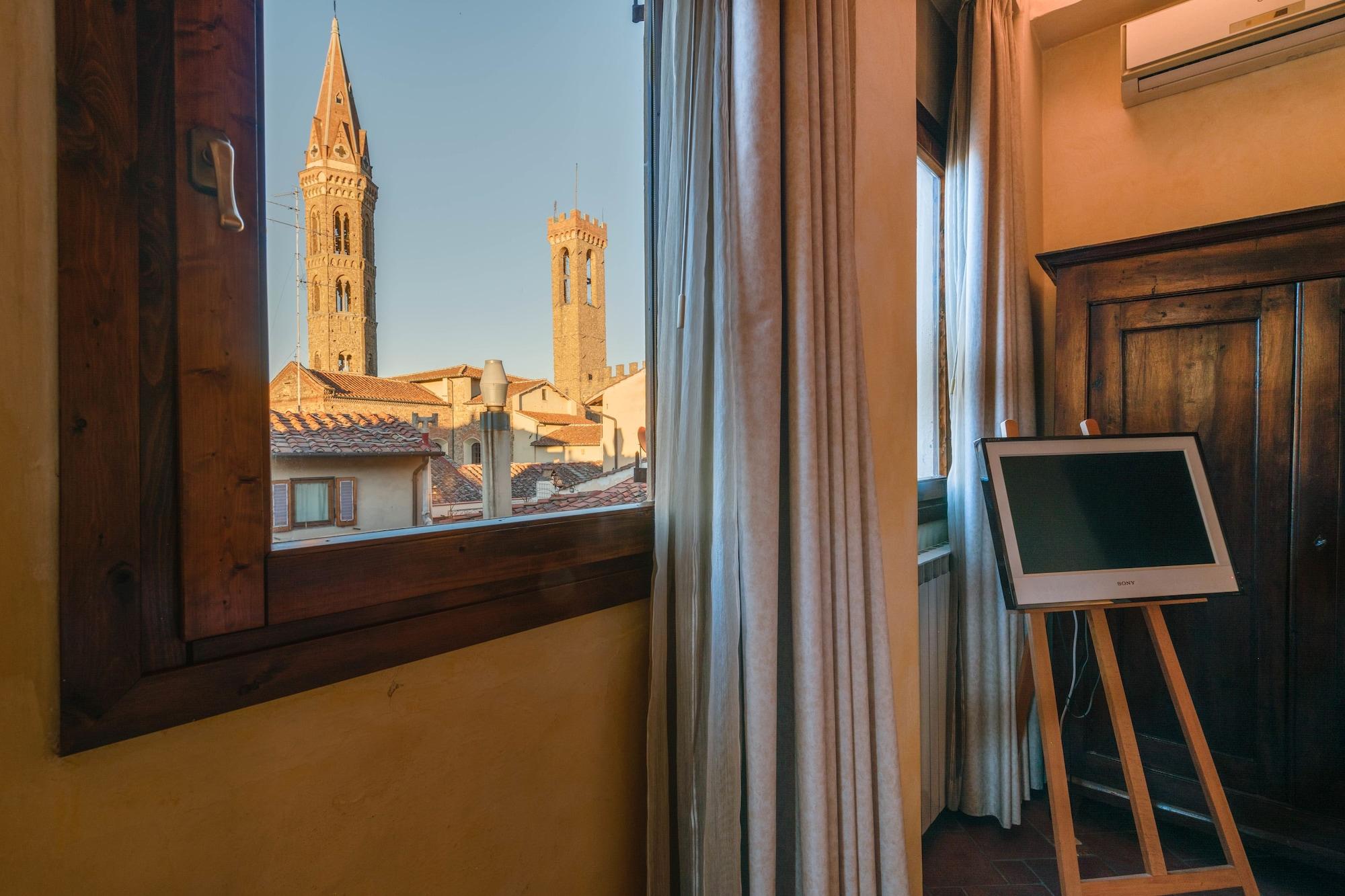 Residenza D'epoca In Piazza Della Signoria Alojamento de Acomodação e Pequeno-almoço Florença