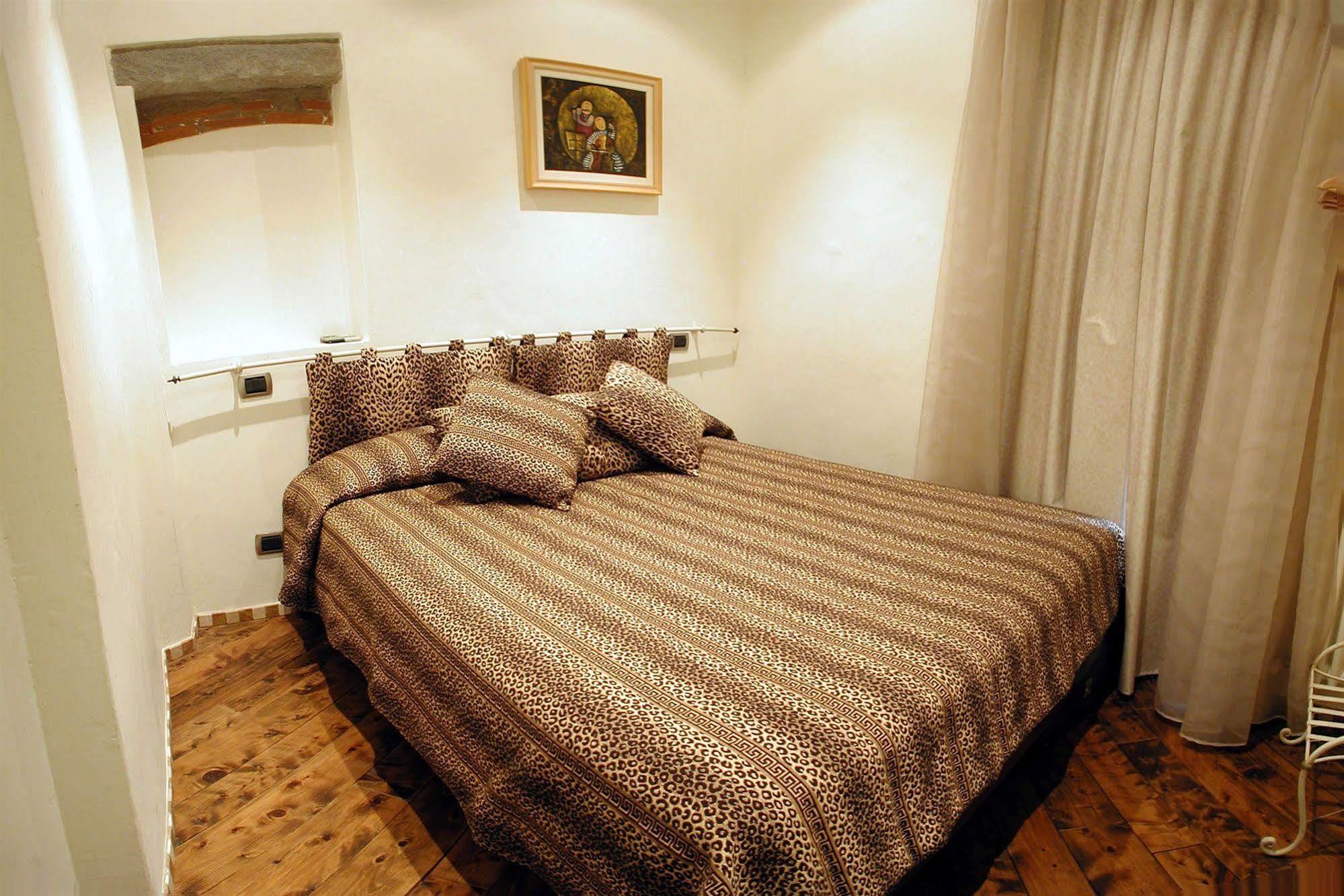 Residenza D'epoca In Piazza Della Signoria Alojamento de Acomodação e Pequeno-almoço 2*