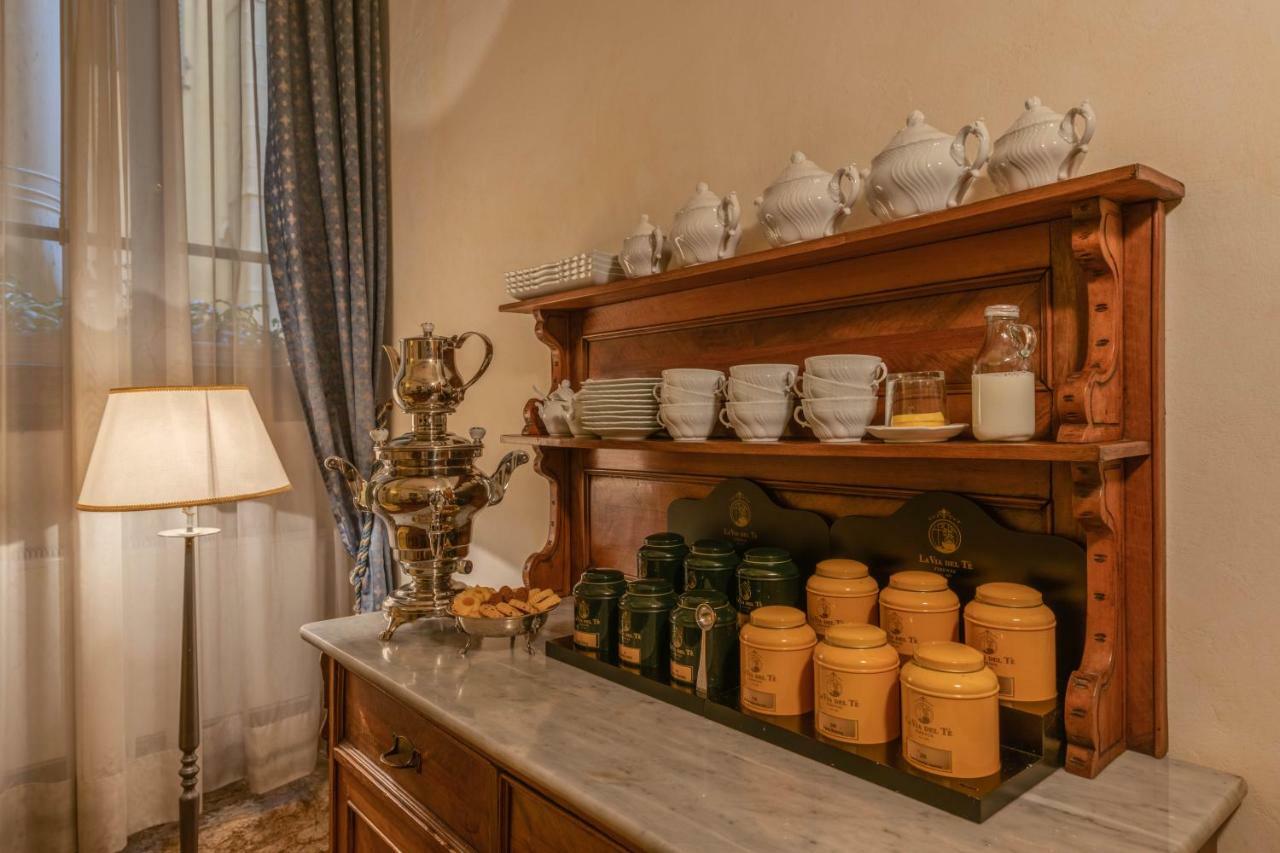Residenza D'epoca In Piazza Della Signoria Florença